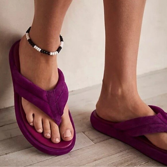 Free People Wonderland Thong Sandals Flip Flops Verbena Purple Size 37 US 7 NEW - Picture 1 of 7
